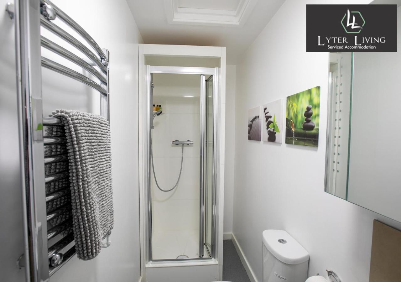 Studio Apartments By Lyter Living Desks & Wifi - Monthly Stays Available Λέστερ Εξωτερικό φωτογραφία