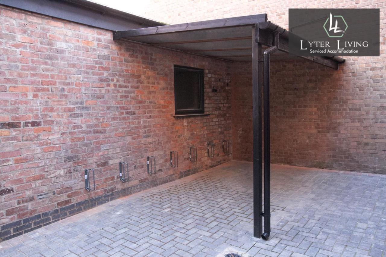 Studio Apartments By Lyter Living Desks & Wifi - Monthly Stays Available Λέστερ Εξωτερικό φωτογραφία